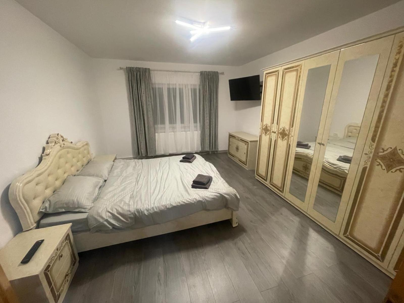 Apartament Zarnesti Exterior photo