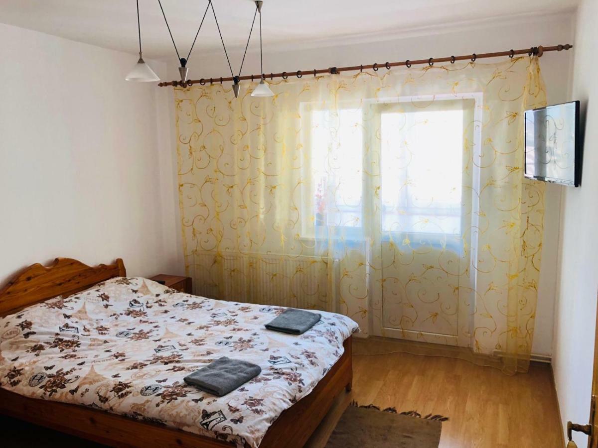 Apartament Zarnesti Exterior photo